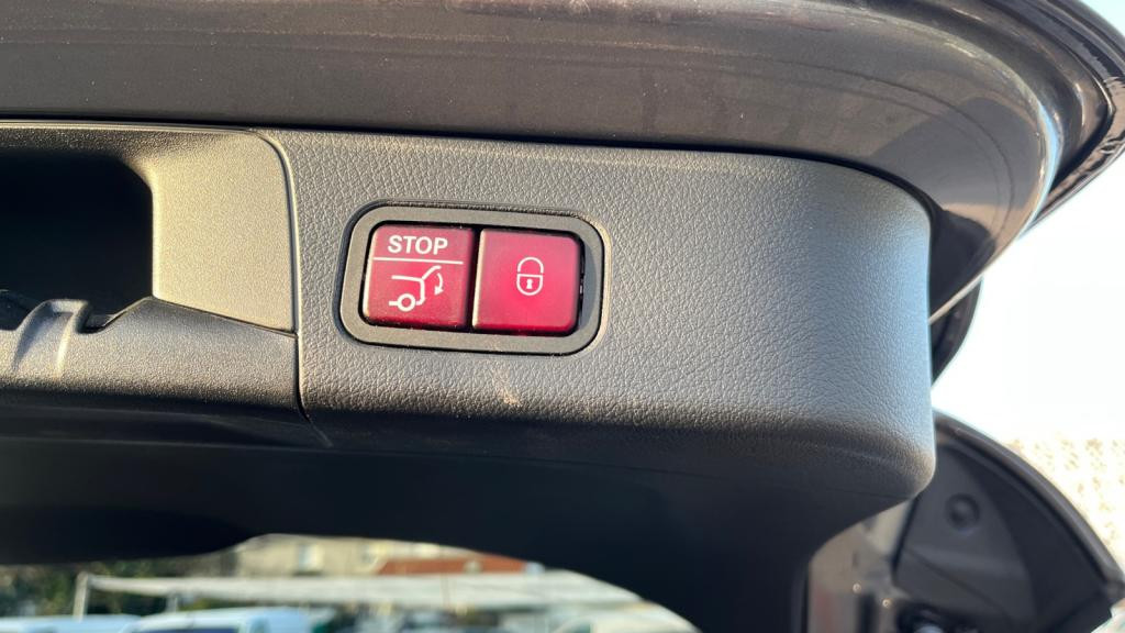 MERCEDES CLASSE B 200 7G-DCT AMG Line - Pack Premium Plus