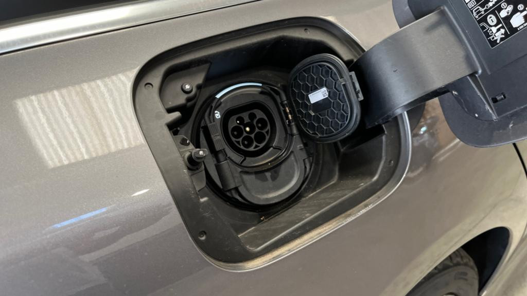 MERCEDES CLA SHOOTING BRAKE 250 e + Hybrid EQ Power - 8G-DCT  AMG Line PHASE 2 SHOOTING BRAKE