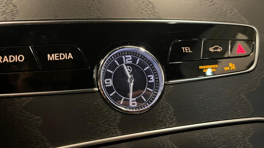 MERCEDES CLASSE C 300 e - 9G-Tronic AMG Line - Pack Premium - Pack Sport Black