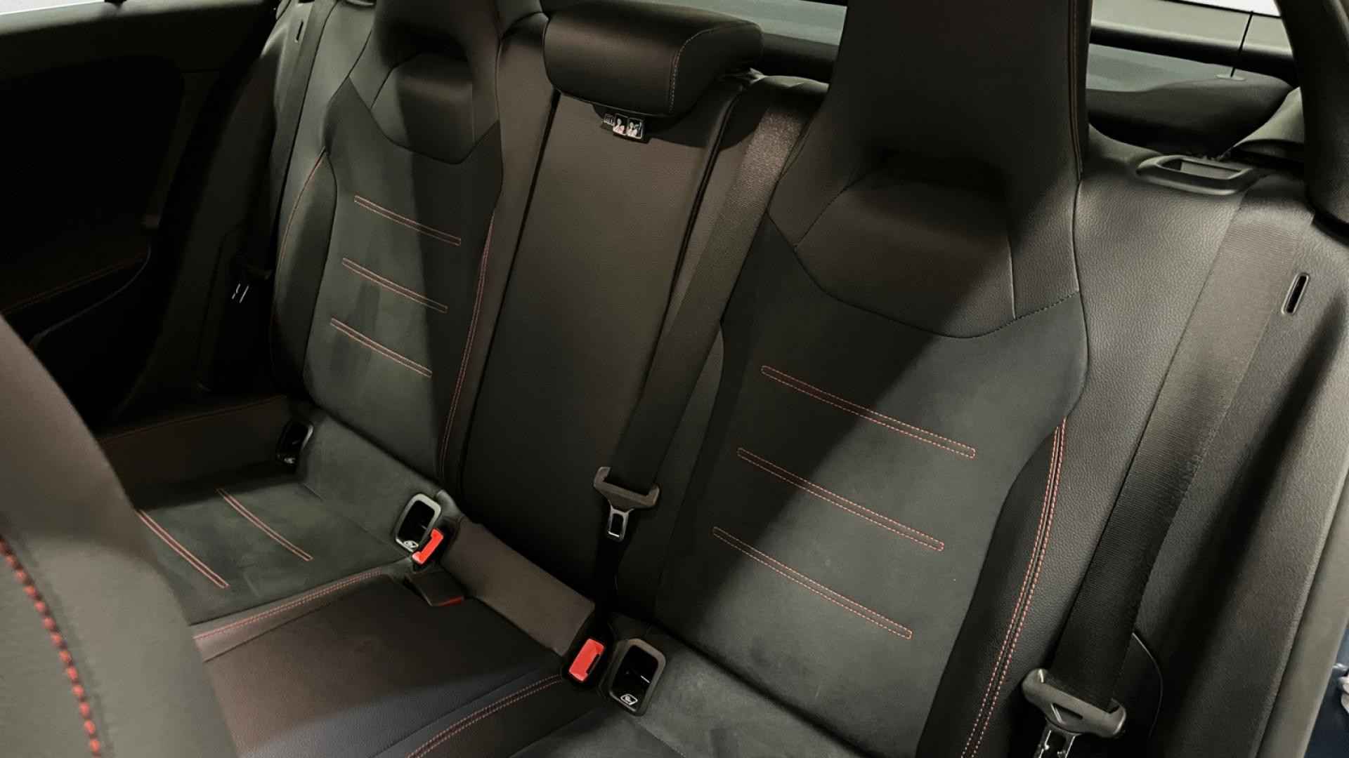 MERCEDES CLASSE A 250 e - 8G-DCT  BERLINE 5P - BM 177 AMG Line