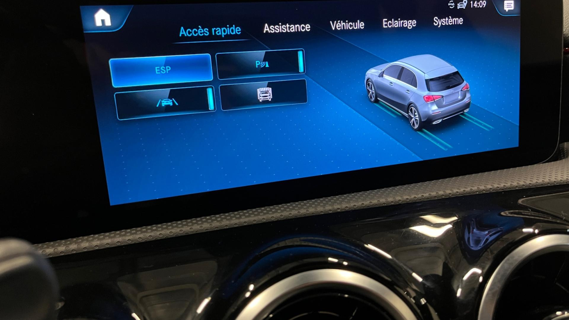 MERCEDES CLASSE A 250 e - 8G-DCT  BERLINE 5P - BM 177 AMG Line