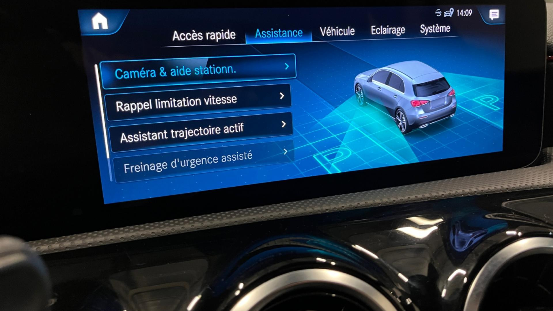 MERCEDES CLASSE A 250 e - 8G-DCT  BERLINE 5P - BM 177 AMG Line