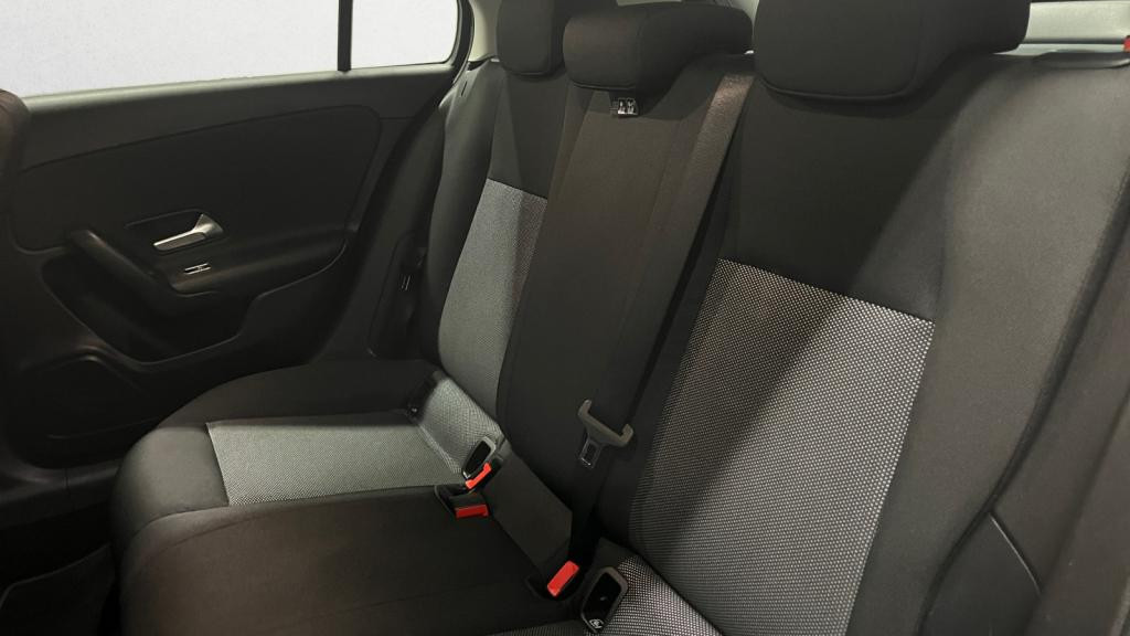 MERCEDES CLASSE A A 160  BERLINE 5P - BM 177 Business Line