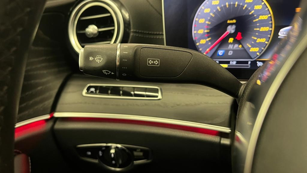 MERCEDES CLASSE E E 300 + Hybrid EQ Power - 9G-Tronic  BERLINE - BM 213 AMG Line