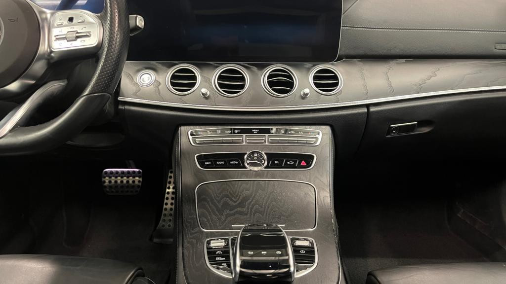 MERCEDES CLASSE E E 300 + Hybrid EQ Power - 9G-Tronic  BERLINE - BM 213 AMG Line