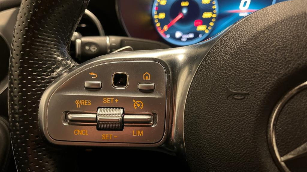 MERCEDES GLC COUPE 220 d - 9G-Tronic AMG