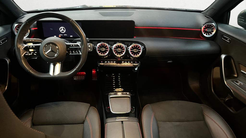 Nouvelle MERCEDES CLASSE A A 200 d - 8G-DCT  BERLINE 5P - BM 177 AMG Line PHASE 2