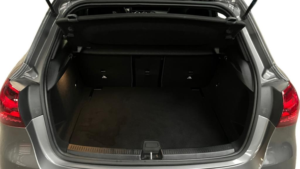 Nouvelle MERCEDES CLASSE A A 200 d - 8G-DCT  BERLINE 5P - BM 177 AMG Line PHASE 2