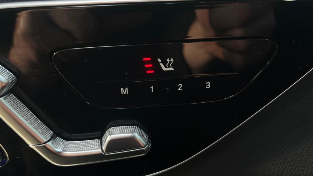 MERCEDES GLC 400 e  AMG Line 4-Matic - Pack AMG Premium - Toit Ouvrant - Audio Burmester