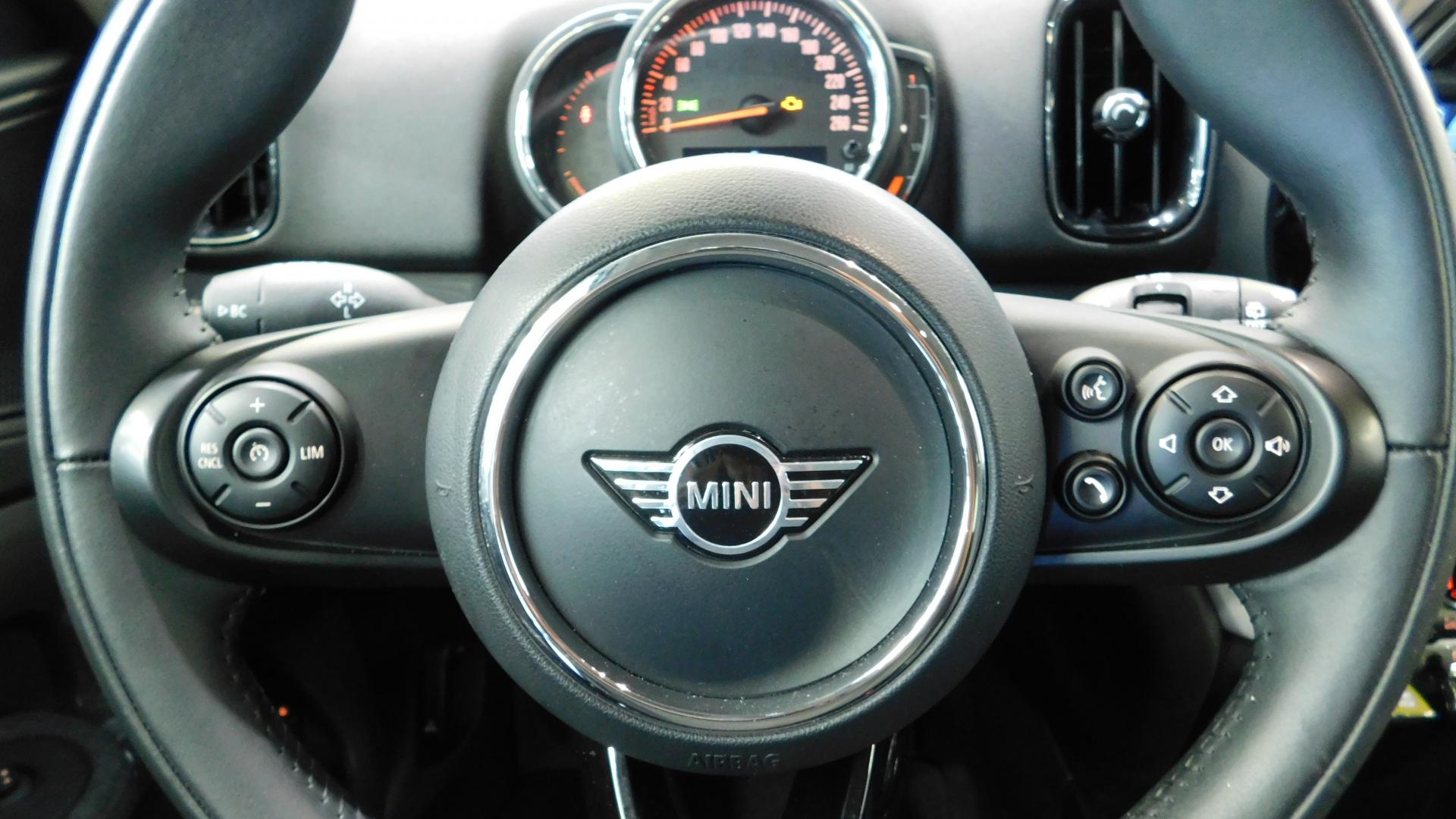 MINI COUNTRYMAN Mini 1.5 Hybride - 224 - BVA  F60 BERLINE Cooper SE e-All4 Chili PHASE 1