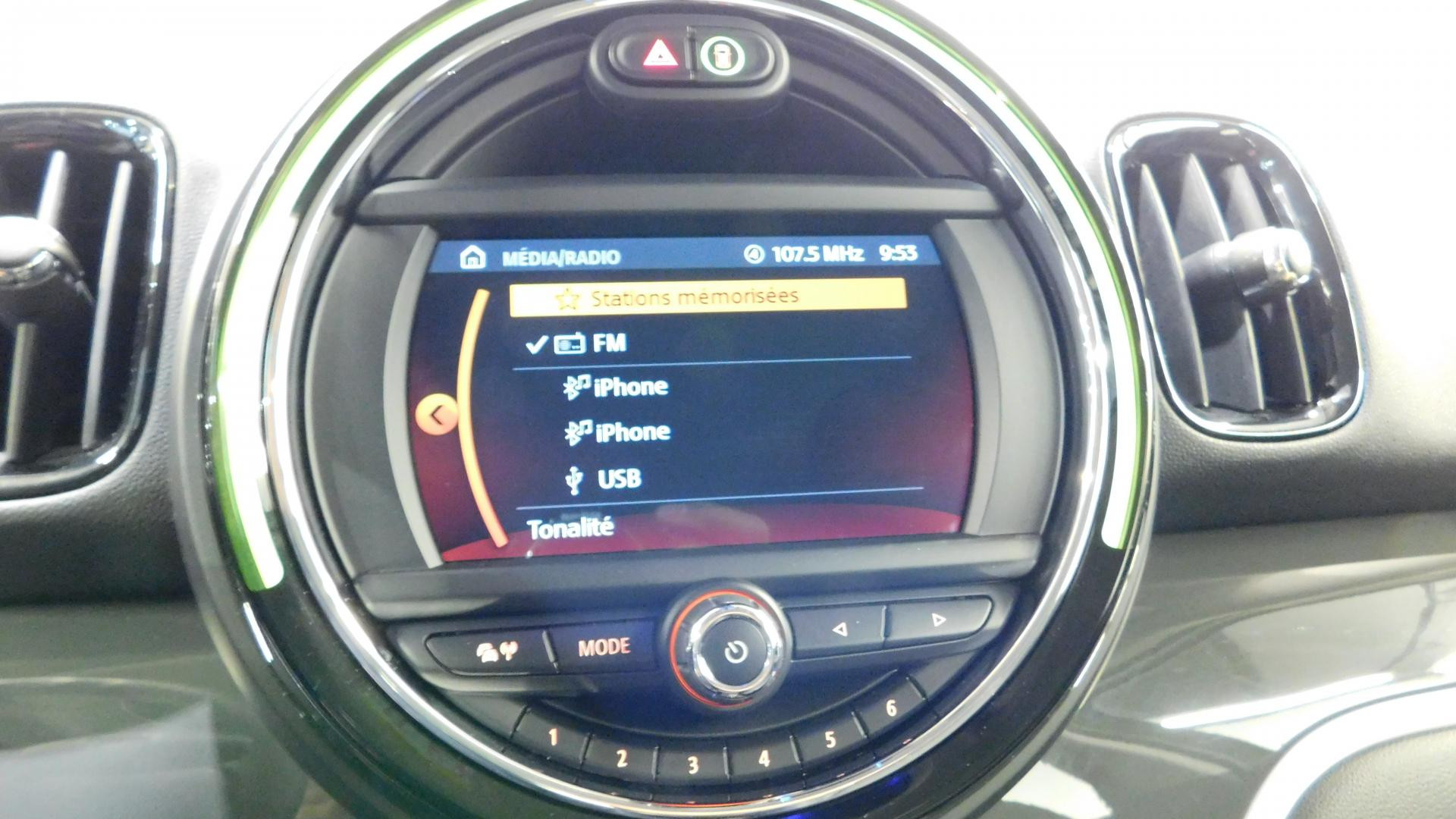 MINI COUNTRYMAN 1.5 Hybride - 224 - BVA  F60 BERLINE Cooper SE e-All4 Chili