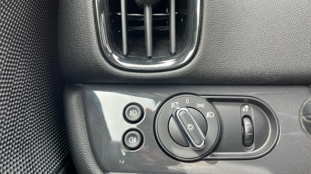 MINI COUNTRYMAN 2.0 D - 150 - BVA  F60 LCI BERLINE Cooper D Business Design PHASE 2