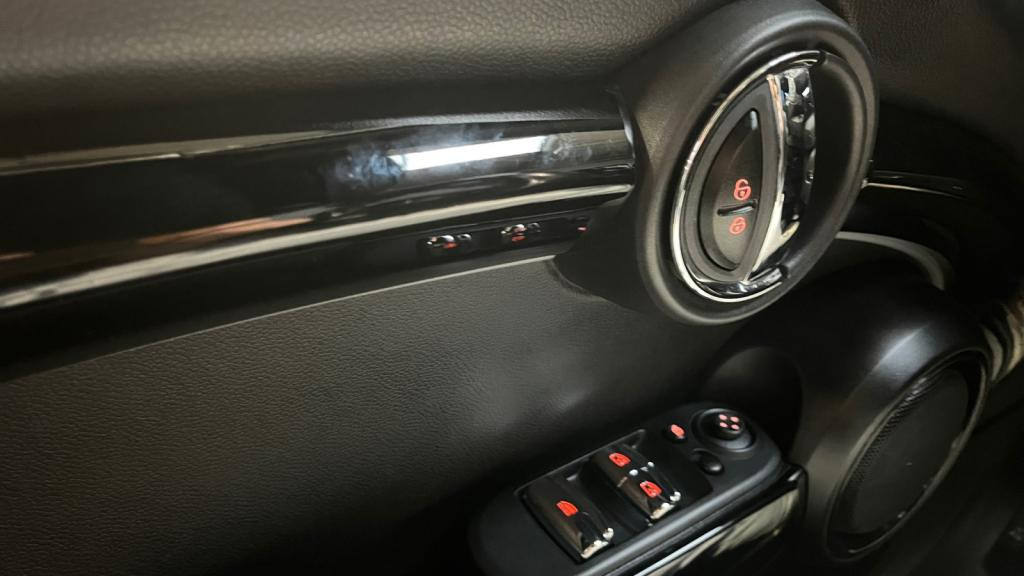 Nouvelle MINI CABRIO 1.5i - 136 - BVR  F57 LCI CABRIOLET Cooper Edition Premium Plus PHASE 3