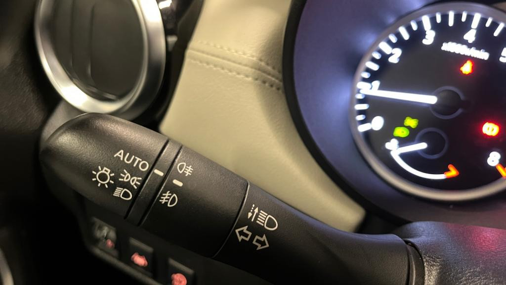 NISSAN MICRA 1.0 IG-T - 92 V BERLINE N-Design