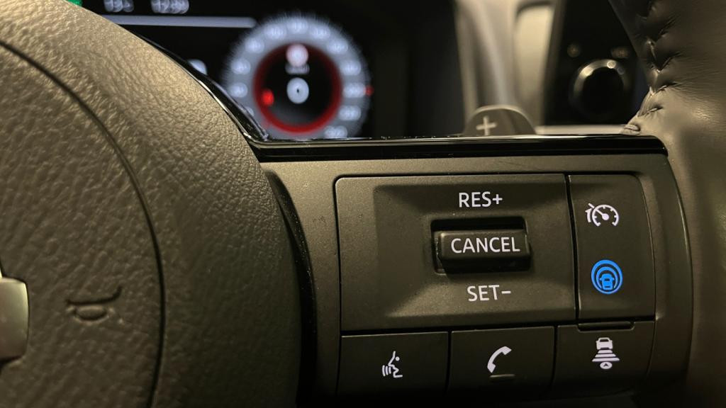 NISSAN QASHQAI 1.3 Mild Hybrid - 158 - Xtronic - Intelligent 4x4  III  Tekna + 