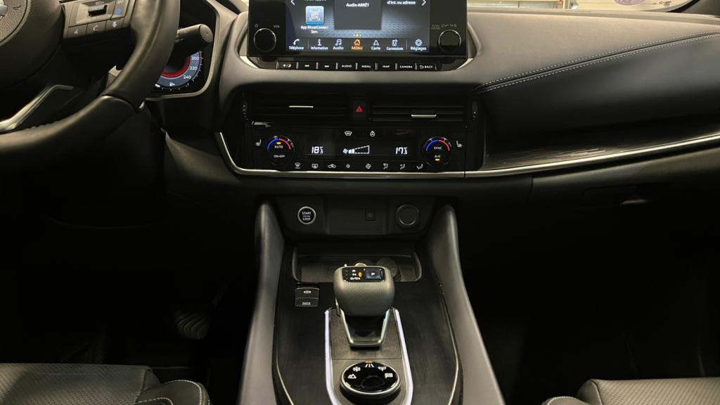 NISSAN QASHQAI 1.3 Mild Hybrid - 158 - Xtronic - Intelligent 4x4  III  Tekna + 