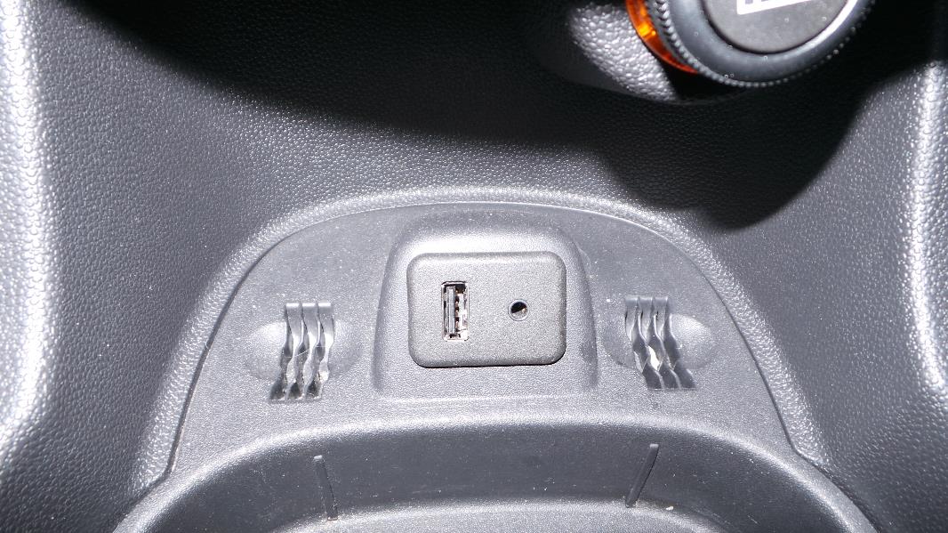 OPEL CORSA 1.2 TWINPORT 85CH GRAPHITE 5P