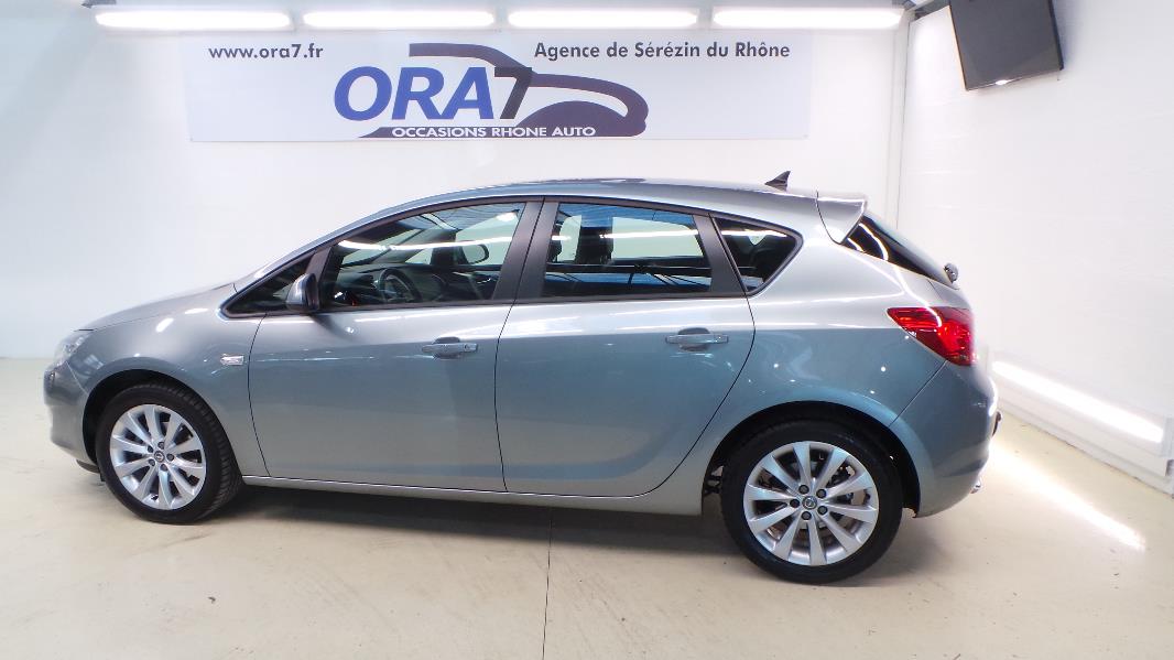 OPEL ASTRA 1.4 TURBO 140CH COSMO
