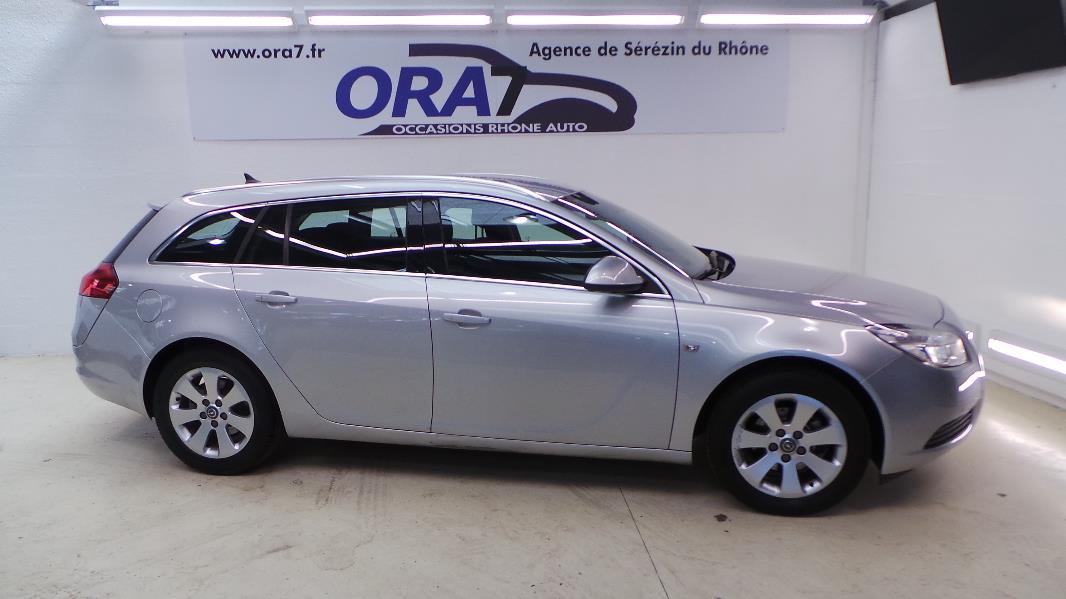 OPEL INSIGNIA Sports Tourer 2.0 CDTI 130CH FAP EDITION
