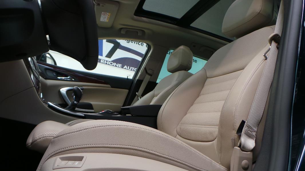 OPEL INSIGNIA Sports Tourer 1.6 TURBO 170CH COSMO START&STOP