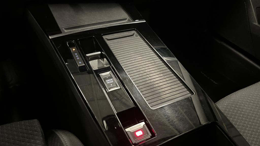 Nouvelle OPEL ASTRA Hybrid - 180 - BVA  BERLINE Edition 