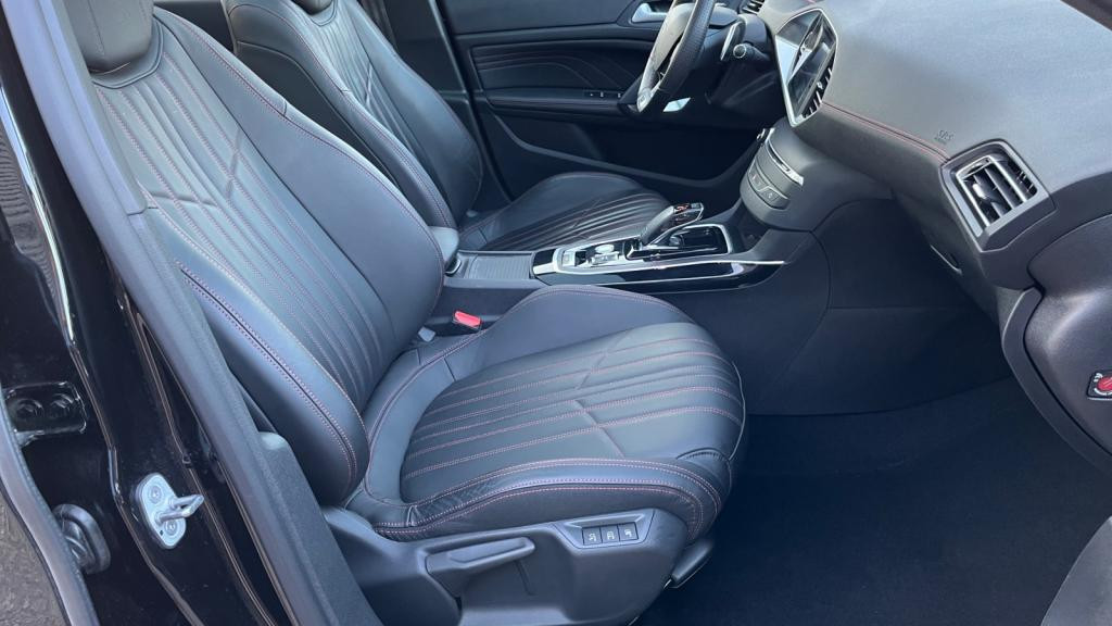 PEUGEOT 308  1.2i PureTech 12V  - 130 - EAT8  BERLINE GT Pack PHASE 2