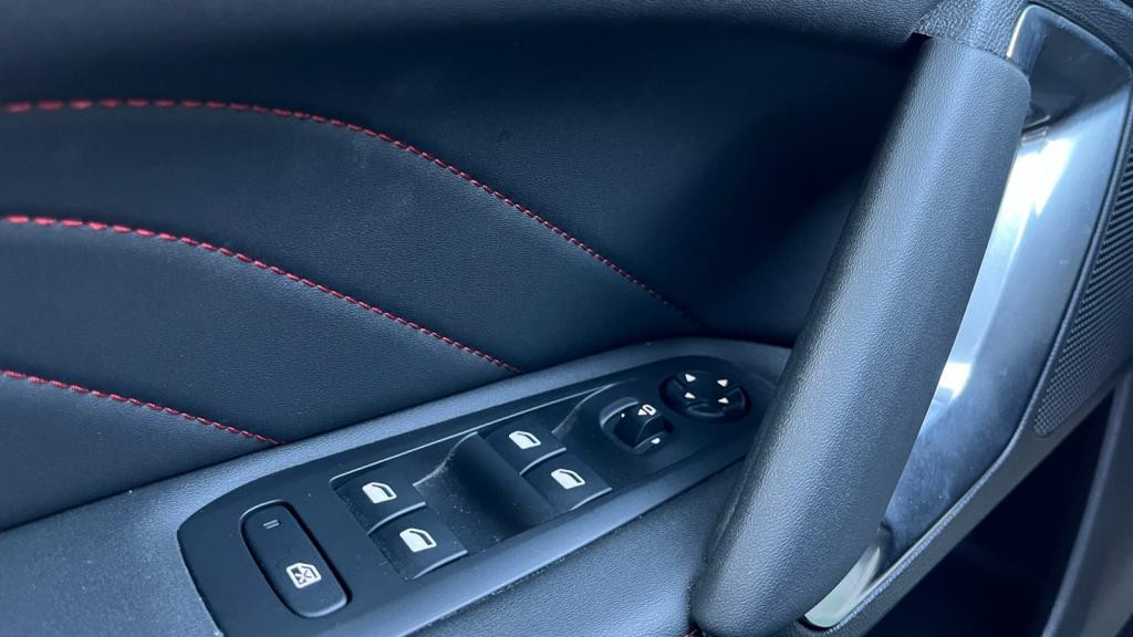 PEUGEOT 308  1.2i PureTech 12V  - 130 - EAT8  BERLINE GT Pack PHASE 2