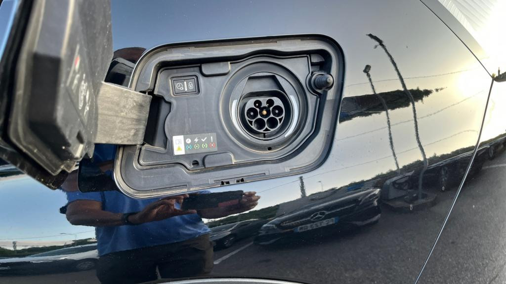 PEUGEOT 3008  Hybrid - 225 -  e-EAT8  II GT PHASE 2