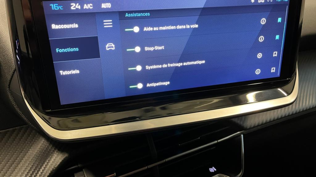 Nouvelle PEUGEOT 208  1.2i PureTech 12V S&S - 100  II BERLINE Allure PHASE 2