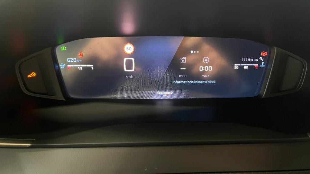 Nouvelle PEUGEOT 208  1.2i PureTech 12V S&S - 100  II BERLINE Allure PHASE 2