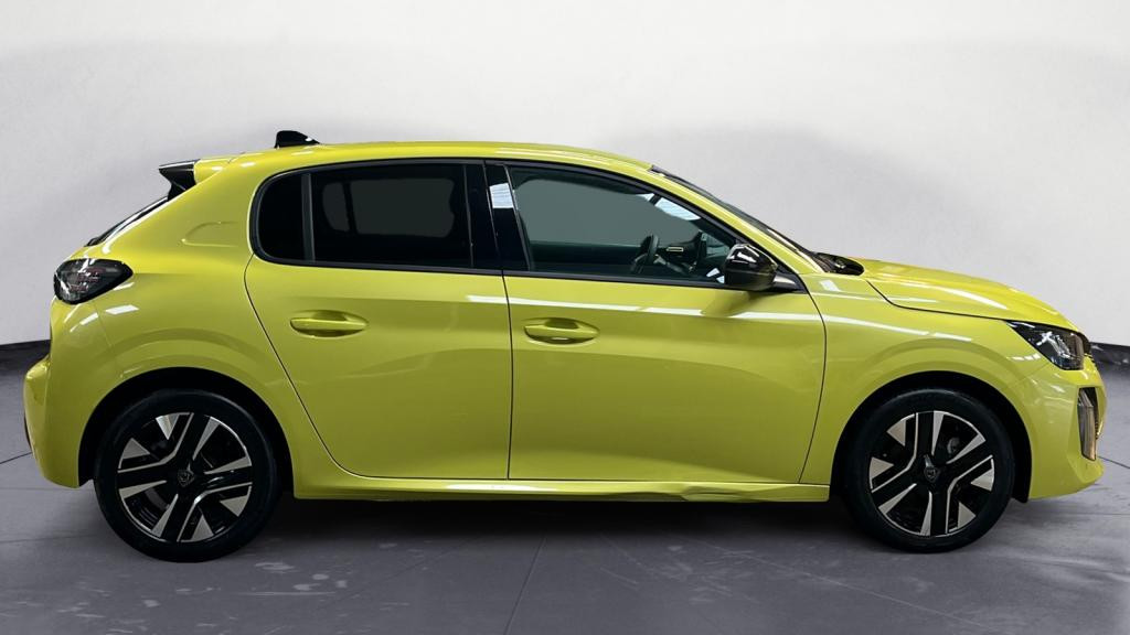 Nouvelle PEUGEOT 208  1.2i PureTech 12V S&S - 100  II BERLINE Allure PHASE 2