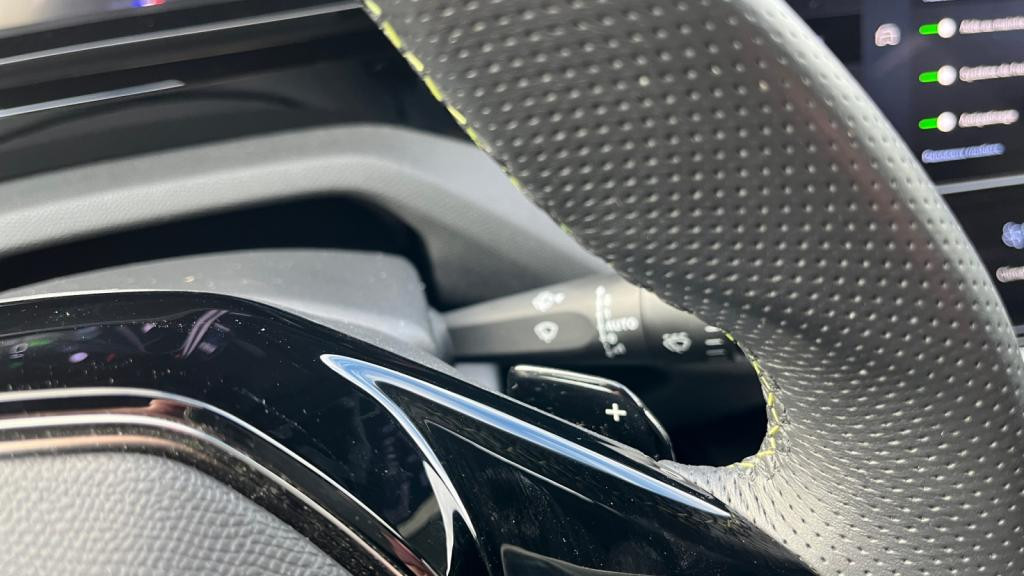 Nouvelle PEUGEOT 408  1.6 PHEV - 180 - e-EAT8  BERLINE GT 