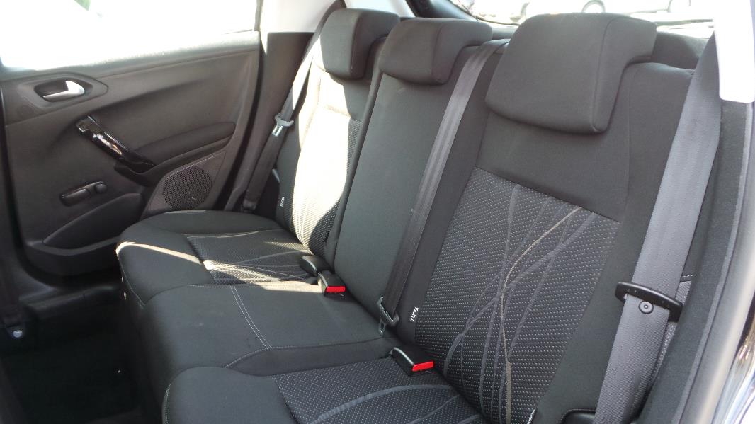 PEUGEOT 208 1.6 E-HDI FAP ACTIVE 5P GPS