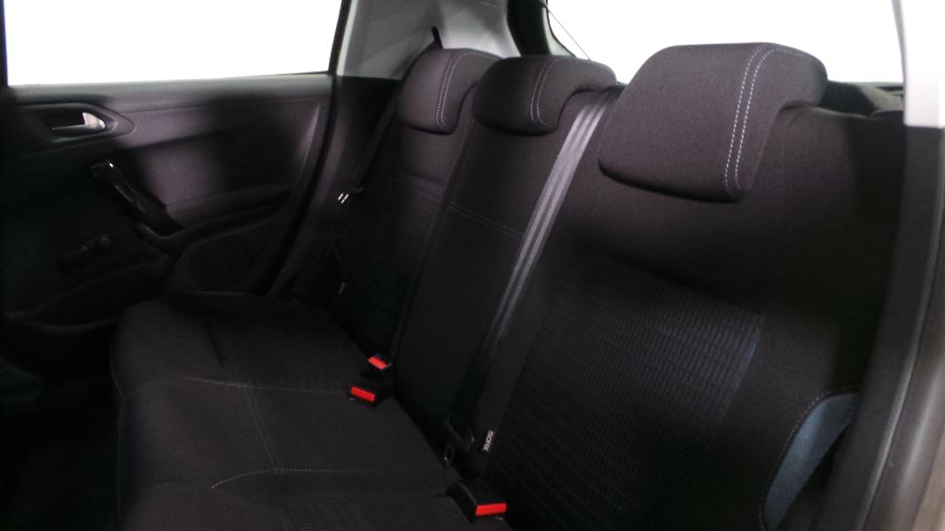 PEUGEOT 208 1.6 E-HDI FAP ALLURE 5P