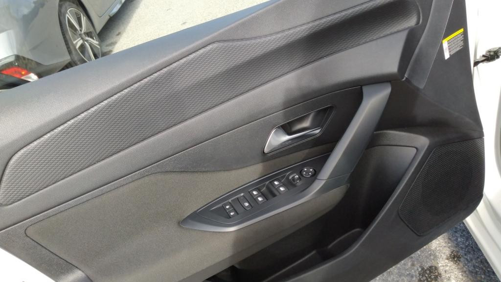 PEUGEOT 308  1.2i PureTech 12V S&S - 130  III BERLINE Active Pack