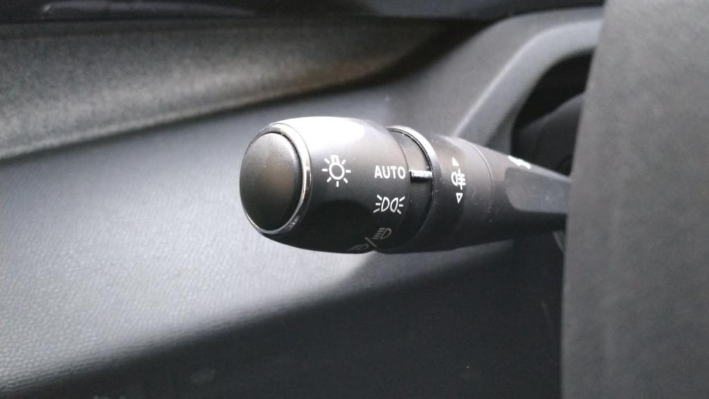 Nouvelle PEUGEOT 308  1.5 BlueHDi S&S - 130 - EAT8  III BERLINE Allure 