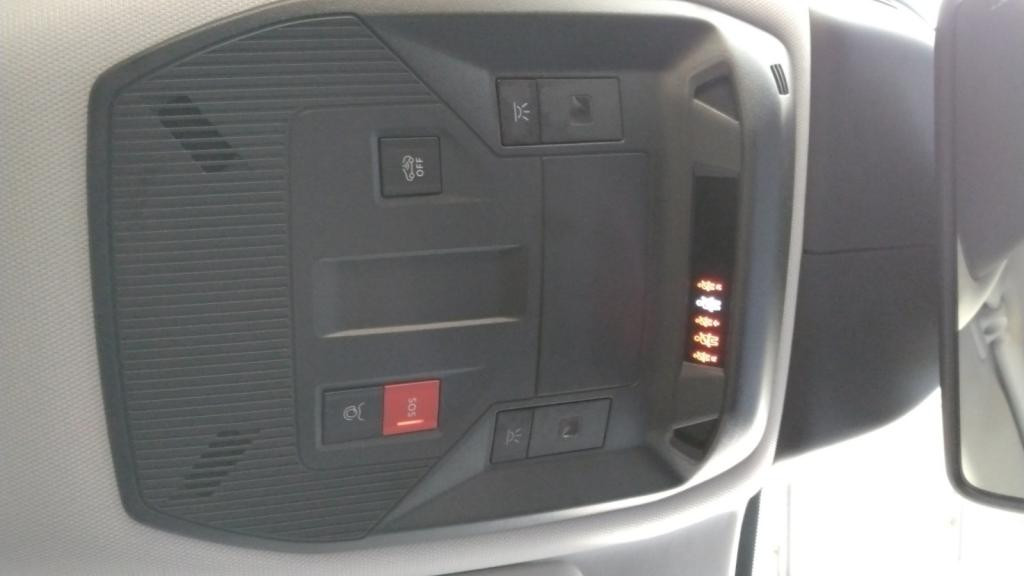 Nouvelle PEUGEOT 308  1.5 BlueHDi S&S - 130 - EAT8  III BERLINE Allure 