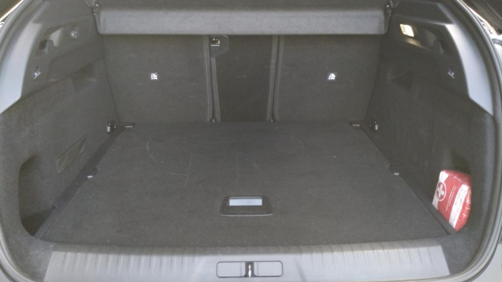 Nouvelle PEUGEOT 3008  1.2i Hybrid - 145 - e-DCS6  III Allure 