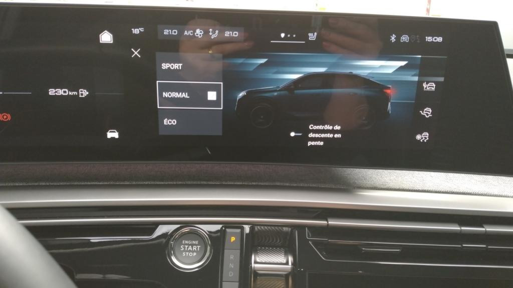 Nouvelle PEUGEOT 3008  1.2i Hybrid - 145 - e-DCS6  III Allure 