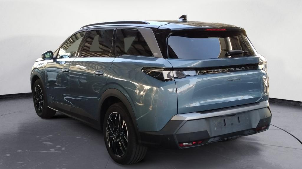 Nouvelle PEUGEOT 5008  1.2i Hybrid -145 - e-DCS6  III 2024 GT 