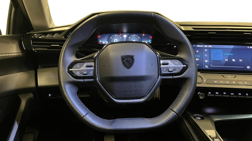 Nouvelle PEUGEOT 308 SW PureTech 130 III SW BREAK Active Pack  - Pack Drive Assist - Pack Safety