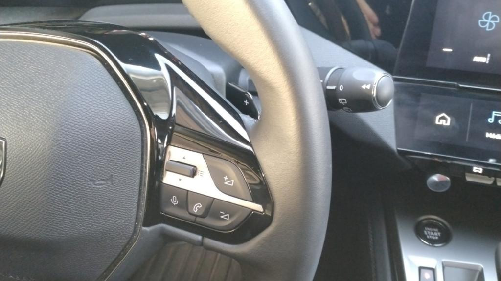 Nouvelle PEUGEOT 308 SW 1.2i PureTech 12V S&S - 130 - EAT8  III SW BREAK Allure