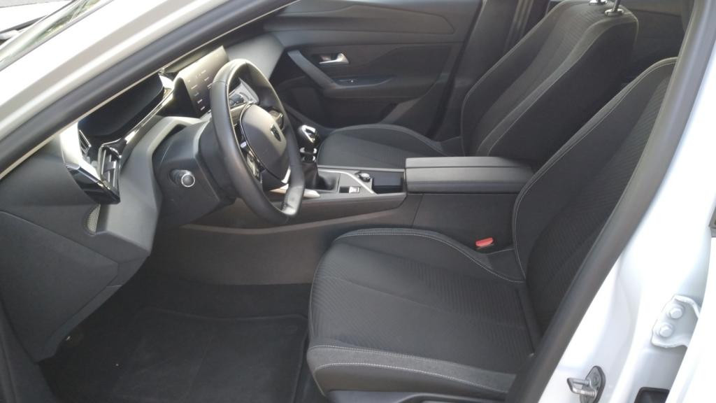 Nouvelle PEUGEOT 308 SW PureTech 130  III SW BREAK Active Pack  - Pack Drive Assist - Pack Safety