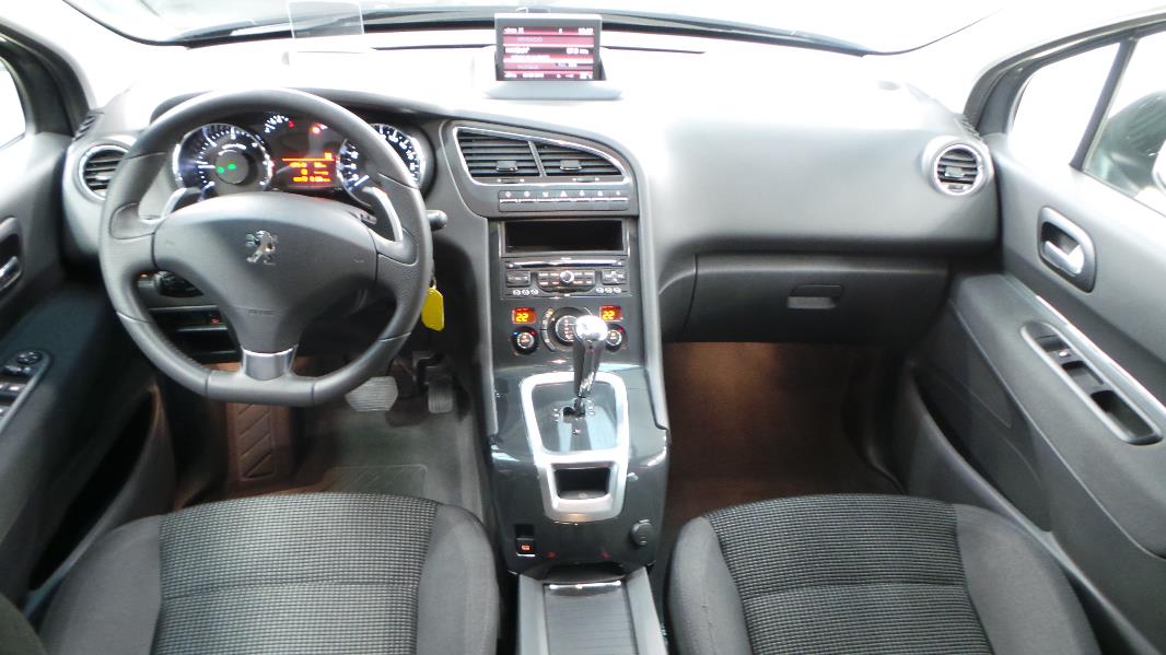 PEUGEOT 5008 1.6 E-HDI112 FAP ALLURE BMP6 7PL