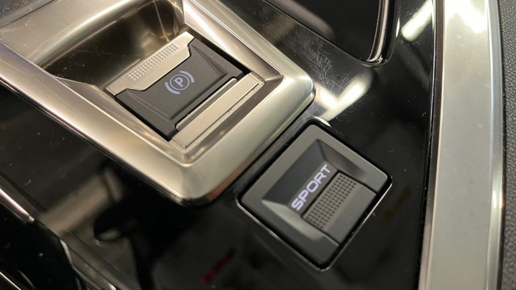 PEUGEOT 5008  1.2i PureTech 12V S&S - 130 - EAT8  II Active Business