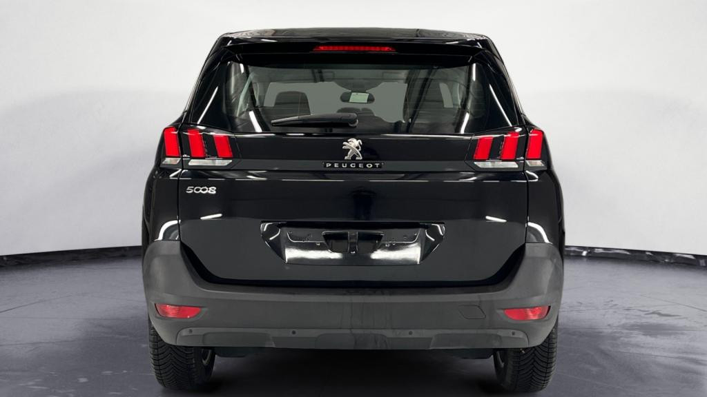 PEUGEOT 5008  1.2i PureTech 12V S&S - 130 - EAT8  II Active Business