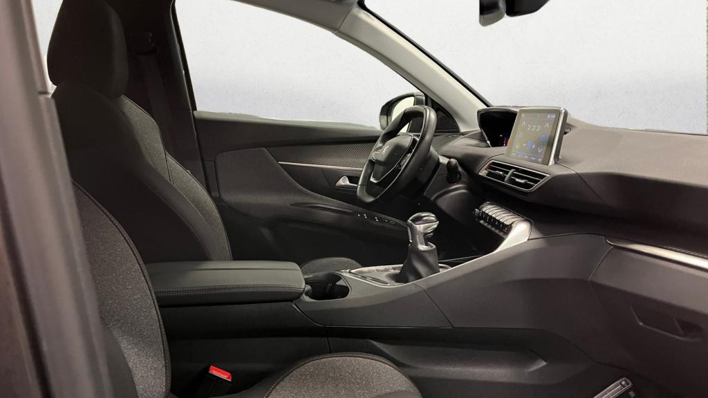 PEUGEOT 3008 1.2i PureTech 12V S&S - 130  Active Pack