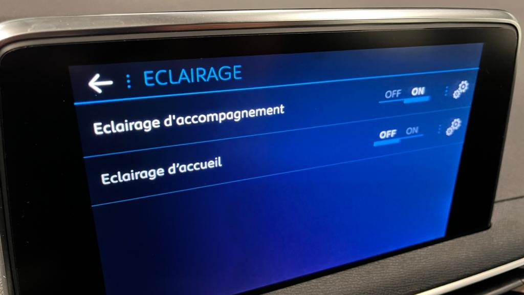 PEUGEOT 3008 1.2i PureTech 12V S&S - 130  Active Pack