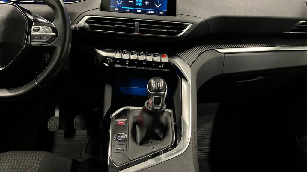 PEUGEOT 3008 1.2i PureTech 12V S&S - 130  Active Pack