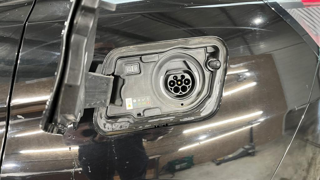 PEUGEOT 3008  Hybrid - 225 - e-EAT8  II Allure Pack PHASE 2